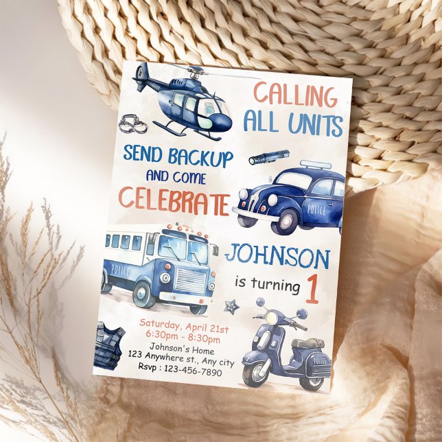 Polispojke 1:a födelsedag Party Inbjudningar (Skapare uppladdad)
