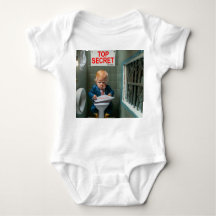 Politik - Donald är på det igen!