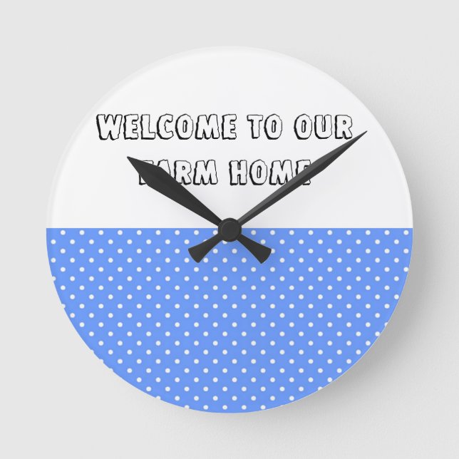 Polka Dot Blue & White Farm Home Clock Rund Klocka (Framsida)