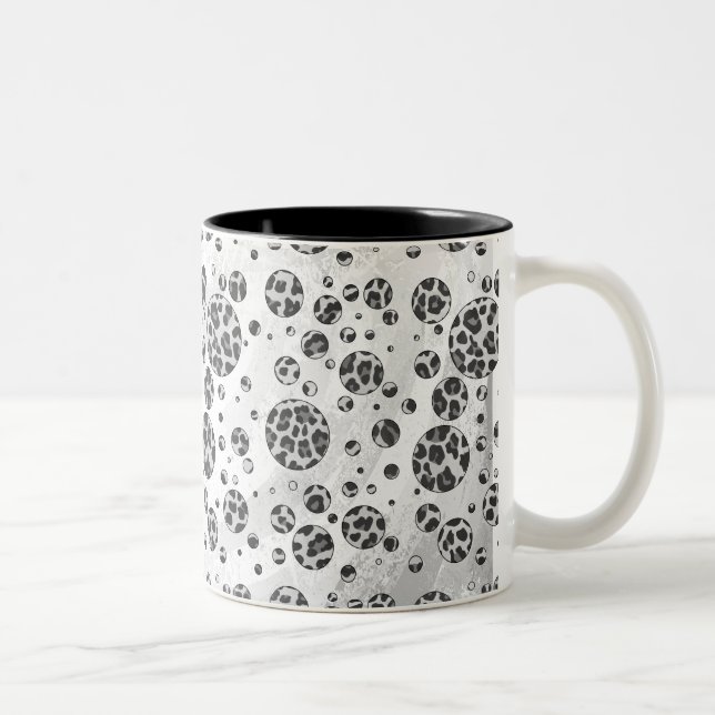 Polka Dot Leopard Black and White Design Design Två-Tonad Mugg (Höger)