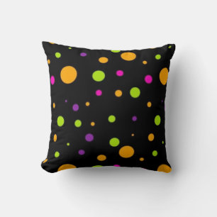 Polka dot mönster kudde