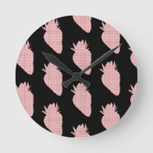 Polka Doted Rosa Strawbär