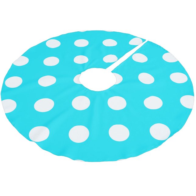 Polka dots cyan hex code #00E3F4  Julgransmatta Borstad Polyester (Vinklad)
