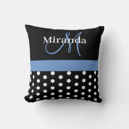 Polka dots för svartvit monogram-skript kudde
