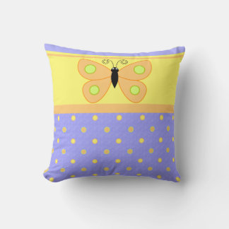 Polka dots och Butterfly Dekorativ kudde