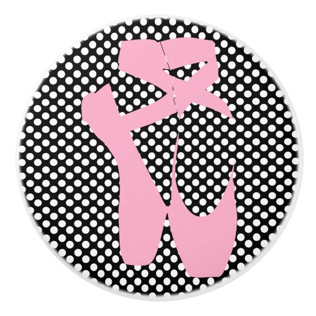 Polkaen pricker den rosa baletttofflorknoppen knopp (Framsidan)