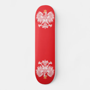Polsk öre utskuren i Röda skateboard