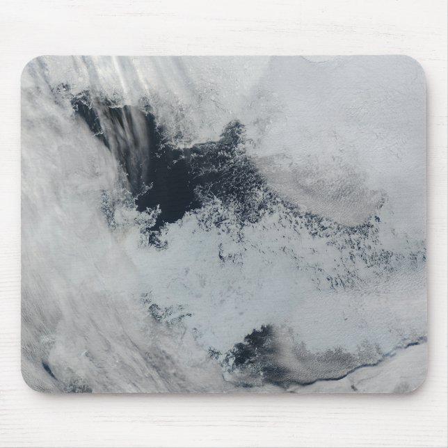 Polynya (öppet vatten) i Beaufort Sea Musmatta (Framsidan)