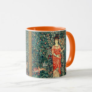 POMONA HOLDING FRUITS IN GREENERY, SKOGSDJUR MUGG