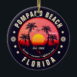 Pompano Beach Florida Retro Sunset Souvenir Julgransprydnad Keramik<br><div class="desc">Pompano Beach Florida Retro Sunset Souvenir. De här Pompano Beach Florida - Platsmallen med din favoritstrand och ditt favorithav i USA, som är lämpligt för USA strand älskare, särskilt kärlek Beach. Enkel design som kan ges som sommargåva eller födelsedagspresent till din bästa vän, pojkvän eller pappa som också har stranden...</div>
