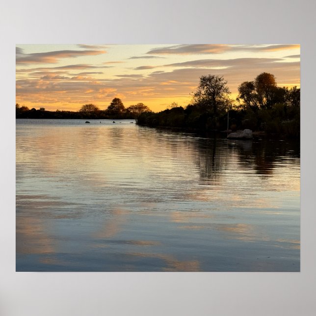 Pond Waterscape Sunset Photo Poster (Framsidan)