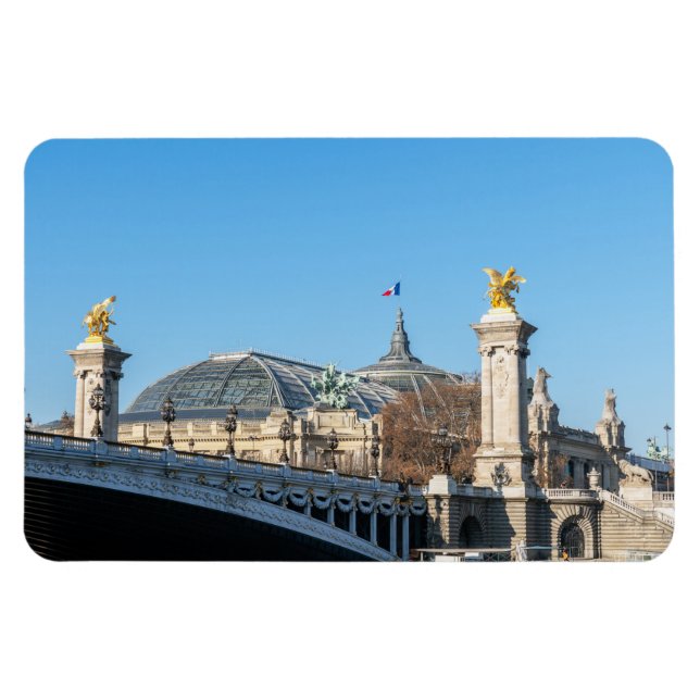 Pont Alexandre III och Grand Palais på en solig da Magnet (Horisontell)