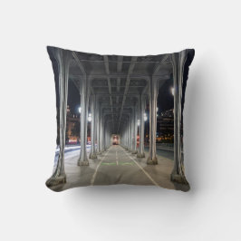 Pont de Bir-Hakeim nattetid - Paris, Frankrike Kudde