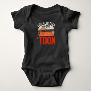 Pontoon Boat Kapten Boating T Shirt