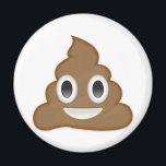 Poo Emoji-pil Magnet<br><div class="desc">En hög av poo som är formad som en mjuk  glass. Brun i färg med ett vänligt leende. Kallas även Poo Emoji,  Poop Emoji och Smiling Poop Emoji. INSTAGRAM GIVEAWAY STÄLLER IN EN PIC MED DITT INKÖP-ANVÄNDA #EMOJIPRINTS & WIN EMOJIPRINTS GOODIES!</div>