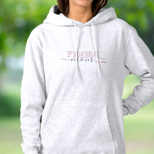 Poodle Mamma Varsity Script Grundad T Shirt