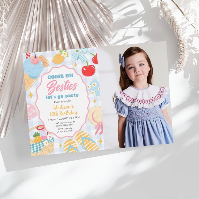 Pool Party Pastel Doodle Beach Birthday Photo Inbjudningar (Skapare uppladdad)