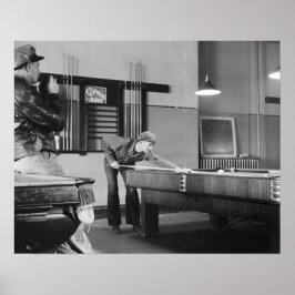 Poolbiljard, 1940. Gammalt foto Poster