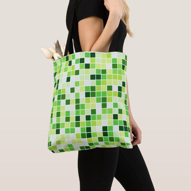 Poolplattor, gröna mosaikplattor, geometriskt möns tygkasse (Närbild)