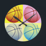 Pop Art Basketball Rund Klocka<br><div class="desc">4 Färg Retro Stil Pop Art Basketbullar</div>