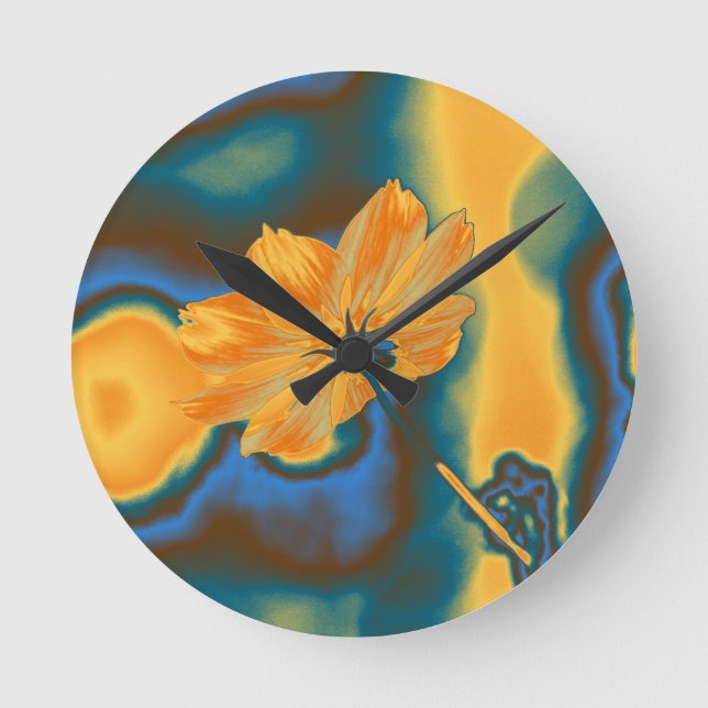 Pop Art Benice Gult Cosmos Flower Rund Klocka (Framsida)