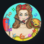 Pop Art Clock Girl Eating Hamburger Colorful Stor Klocka<br><div class="desc">Det här är en coola klockretro och popkonst kombinerad med en coola flicka med en burgare i ena handen och en drink i den andra. Den ljusa färger lägger bara till roligtens utformning i den här klockan!!!!! Underbar för köket, men du kanske kan tänka till ett annat ställe för att...</div>