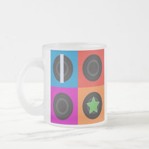 Pop Art Roller Derby Symbols Frostad Glasmugg