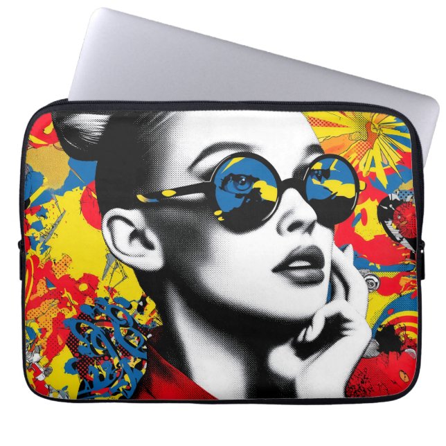 Pop art woman with sunglasses laptop fodral (Framsidan)