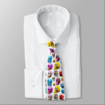 Pop Döskallars Tie Halloween Stil Slips<br><div class="desc">Hystrix Halloween Shop har lagt till en stänk av spooky stil till din utrustning med den här pop Döskallars necktie! Den här stiliga sliten med tecknad och ger dig klara döskallar i fetstilta nyare nyanser av lila, rött, orange, blått och gult. Den här leksaken tar Halloween-roligten till vilken dag som...</div>