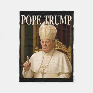 Pope Trump Funny President Trump deklarerar sig sj Fleecefilt