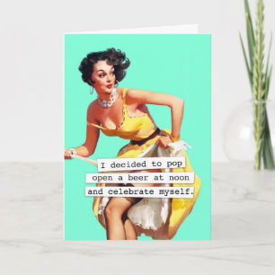 Popet öppnar en flaska av ölfödelsedagen kort