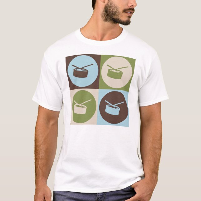 Popkonstsnaran trummar tee (Framsida)