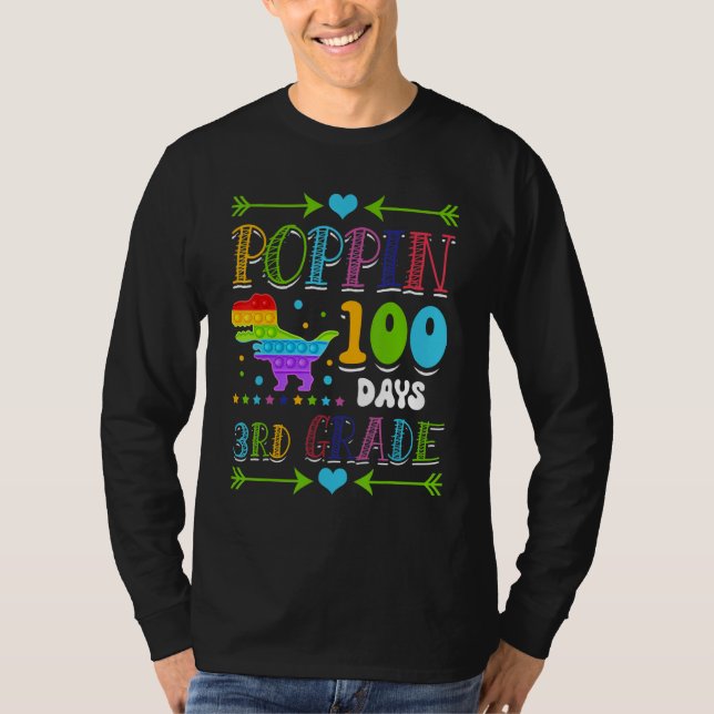 Poppin 100 Days 3rd Grade Primary School Dinosaur  T Shirt (Framsida)