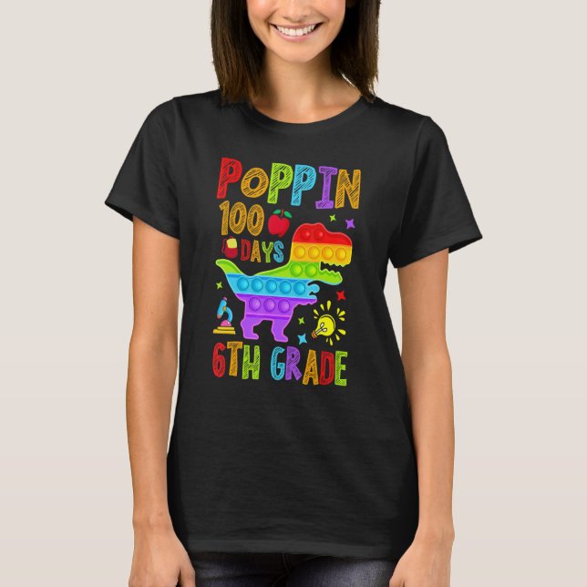 Poppin 100 Days 6th Grade Primary School Dino Kid  T Shirt (Framsida)