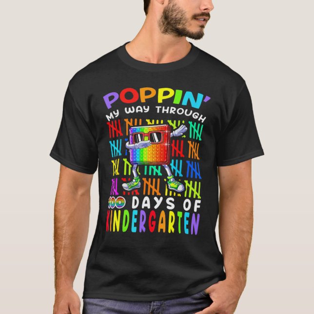 Poppin' My Way Through 100 Days Of Kindergarten 10 T Shirt (Framsida)