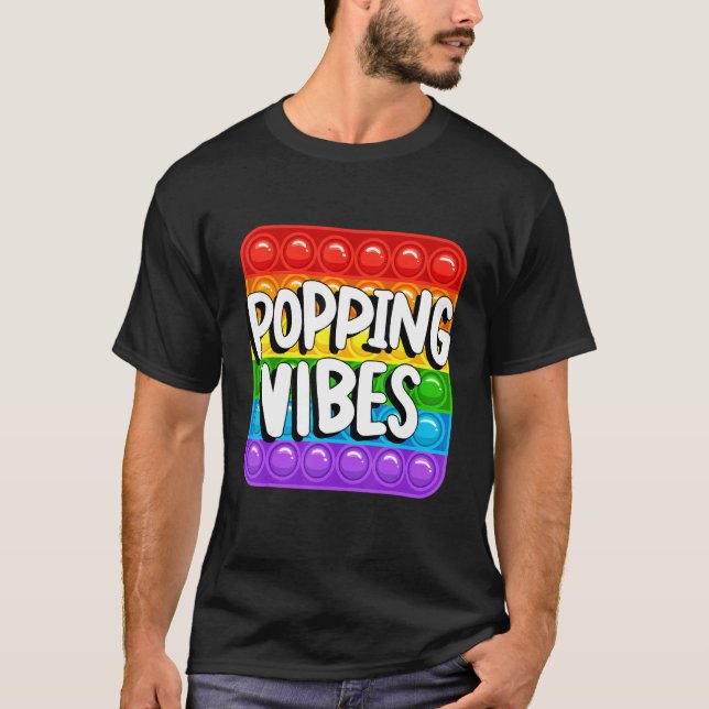 Popup Vibes Coola-spelkort - Fidget - popp T Shirt (Framsida)