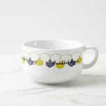 Porcelain Mugg personalize "PinWheel Driedels"<br><div class="desc">Anpassa dina "Pinjul Dreidels" genom att ändra text. Välj ditt favoritteckensnitt stil, färg, storlek och text. Njut! Tack för att du stannade och shoppade förbi. Mycket uppskattat!!!! Stil: Kopp för Soppa: Gör måltiden mer roligt med en anpassningsbar sopplam! soppa i ett porslinsformat mugg, anpassat med dina vackra design, foton eller...</div>
