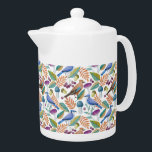 Porcelain tekanna med fåglar och skogsdesign.<br><div class="desc">Porslinsliknande tekanna med söt naturlig skogsdesign med fåglar,  löv och svampar. Tillgänglig som samling. Det skulle vara en vacker gåva.</div>