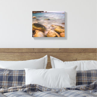 Porth Nanven är en klippig vik nära Land's End Canvastryck