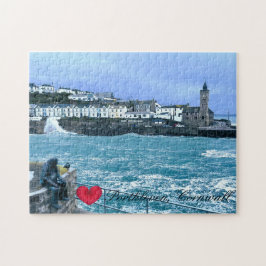 Porthleven ClockTower + Väntar på fiskskulptur Pussel