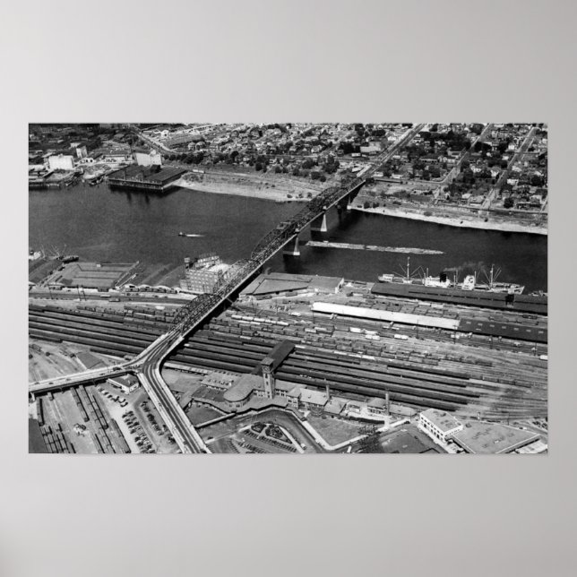 Portland, ELLER Broadway Bridge och Depot Poster (Framsidan)