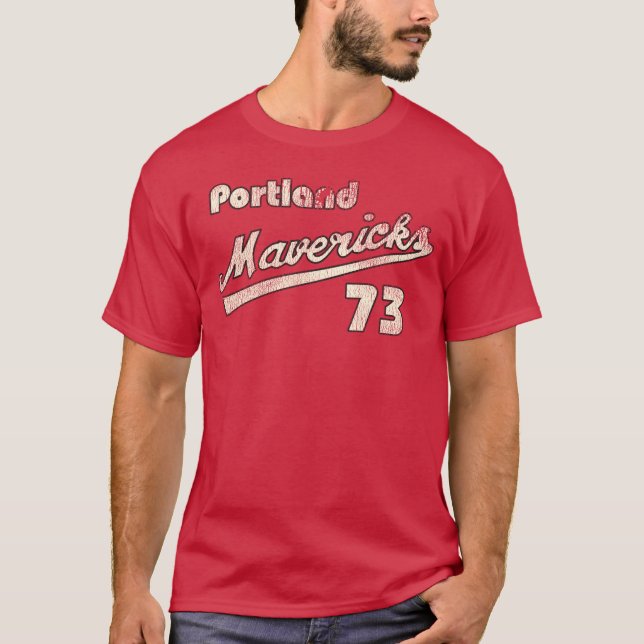 Portland Mavericks Retro Defunct Baseball Jersey T Shirt (Framsida)
