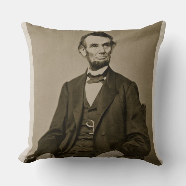 Porträtt av Abraham Lincoln (1809-65) (b-/wfotoet) Kudde (Framsida)