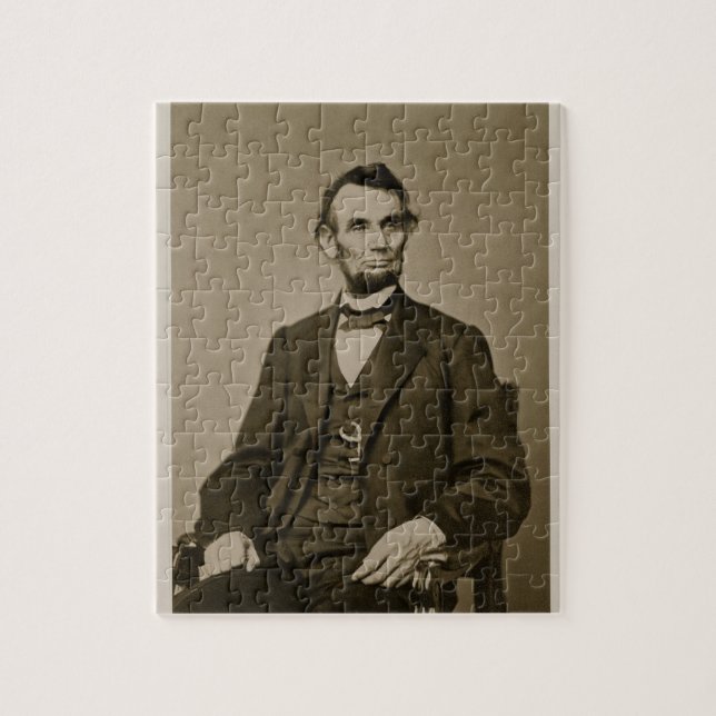 Porträtt av Abraham Lincoln (1809-65) (b-/wfotoet) Pussel (Vertikal)