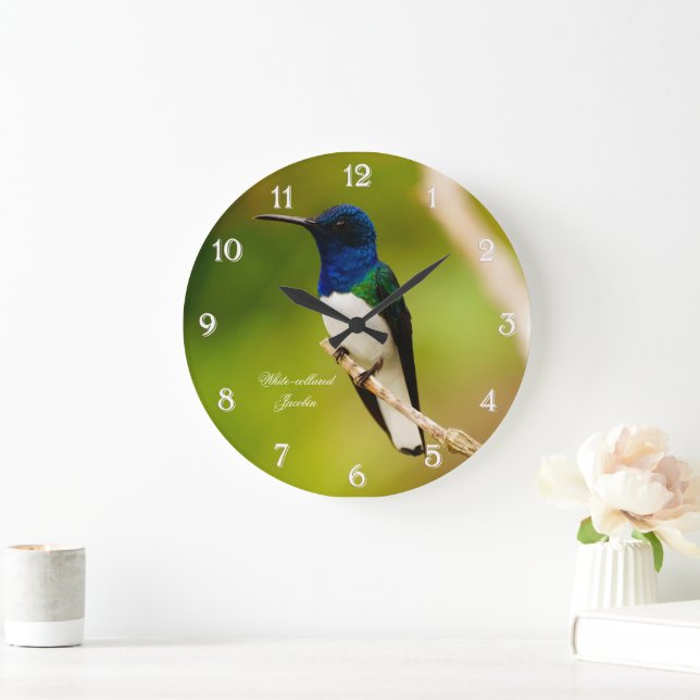 Porträtt av begrundanderundan tar tid på stor klocka (Hem)