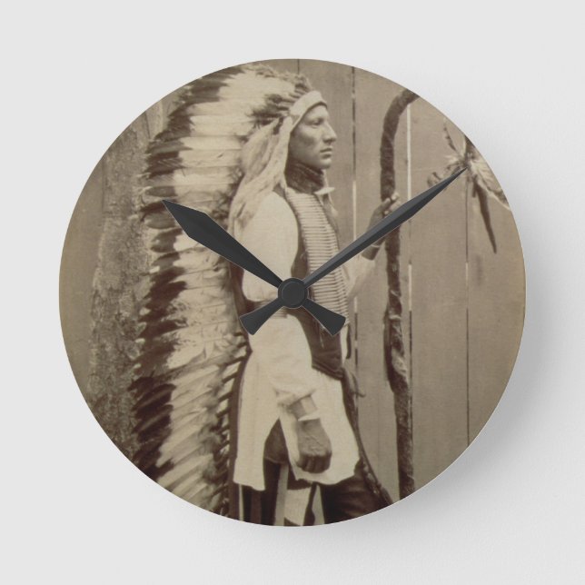 Porträtt av en indian från 'buffelräkning rund klocka (Framsida)