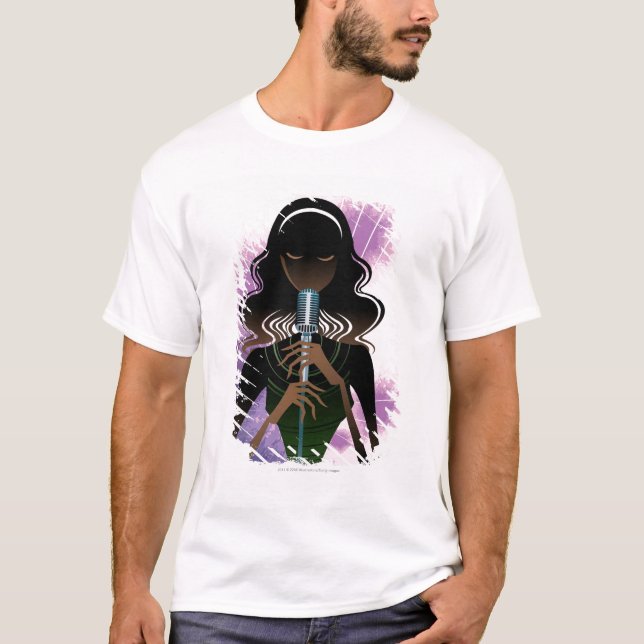 Porträtt av kvinnainnehavmikrofonen tee shirt (Framsida)