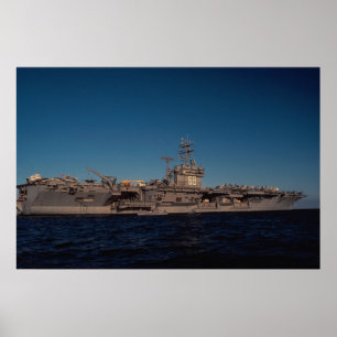Porträtt av "USS Nimitz" som är kärn- - driven Poster