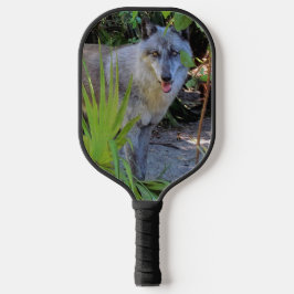 Porträtt i en Varg Pickleball Paddle