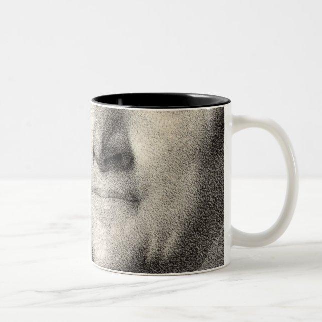Porträtt i Thomas Jefferson mugg (Höger)